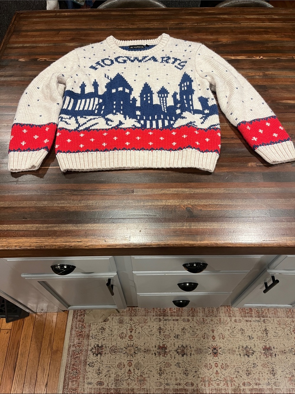 Harry Potter Hogwarts wizarding world Cream, Navy & Red Knit Sweater XL